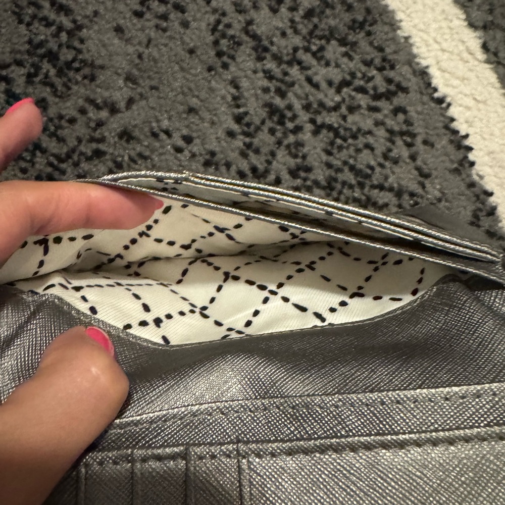 Kate Spade Wallet - Picture 7 of 7